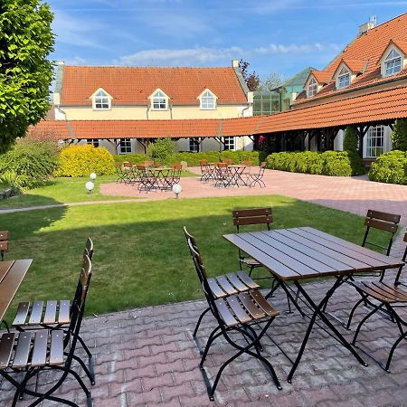 Bechneruv Statek Hotel Lány Eksteriør billede
