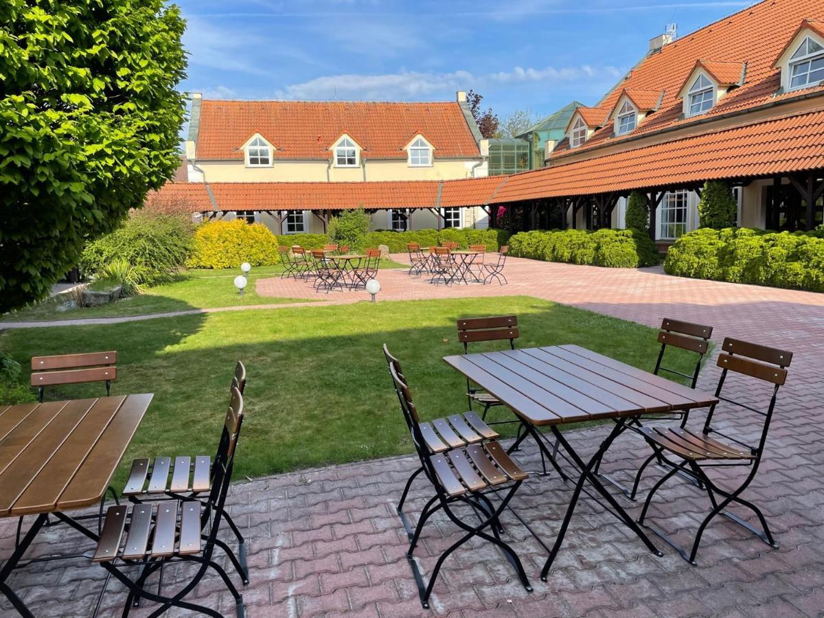 Bechneruv Statek Hotel Lány Eksteriør billede